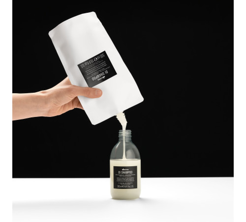 Шампунь для волосся Davines Oi Absolute Beautifying Shampoo With Roucou Oil, 500 мл