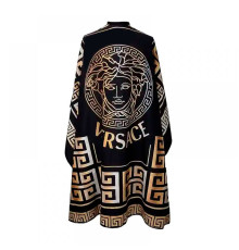Перукарська накидка-пеньюар для клієнта Versace-1 водостійкий нейлон 140х160 см
